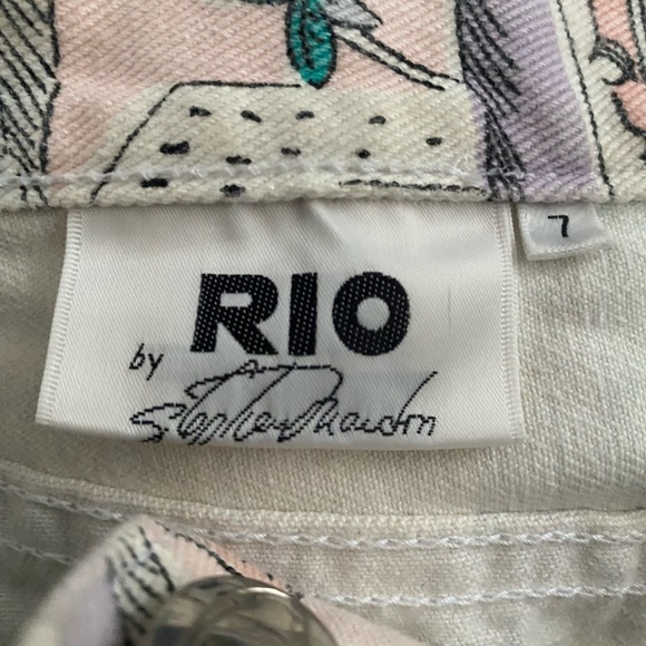 100 % cotton jeans w/ palm trees, convertibles & tall buildings in pastel shades - Picture 6 of 8